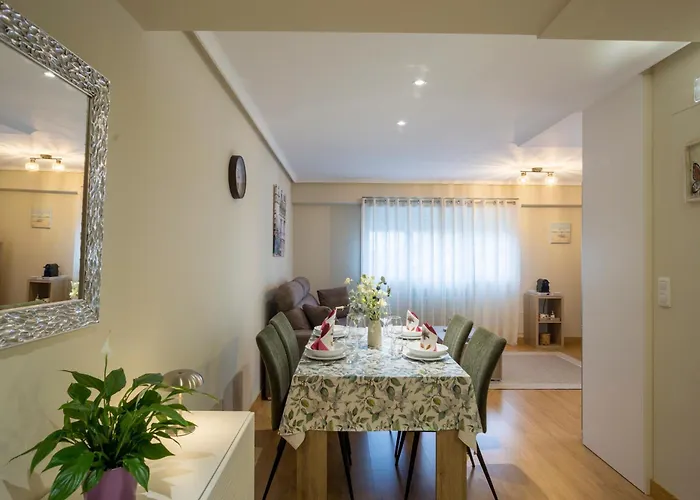 Boutique Cervantes Апартаменты *